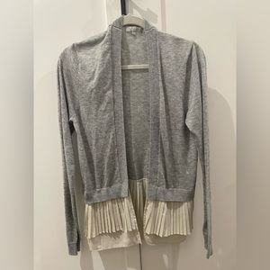 Small Beautiful Detailed Grey Cardigan. 💜🌸